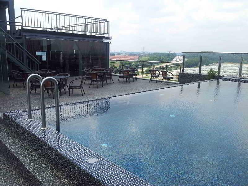 Pariss Hotel Johor Bahru Extérieur photo